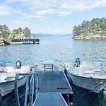 Semesterbostad Gule Huset By Interhome *